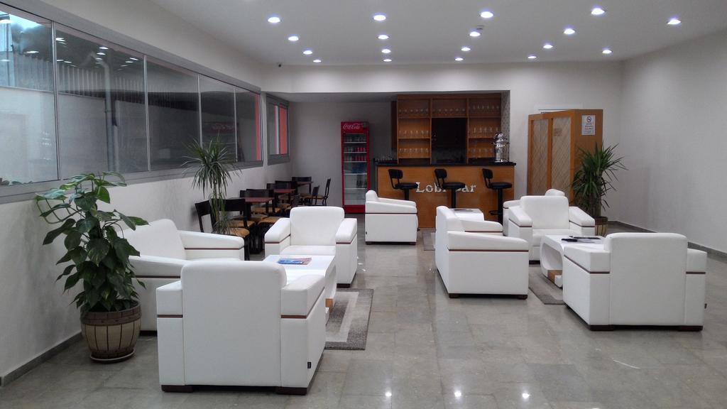 Guney Adana Otel Buitenkant foto